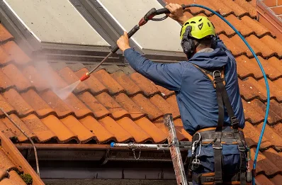 Démoussage et hydrofuge de toiture à Gibercourt